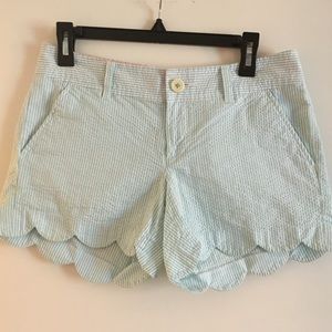 Lilly Pulitzer Seersucker Scalloped Shorts Size 4